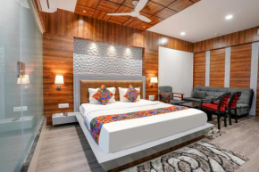 FabHotel The Valentine - Udhna Road
